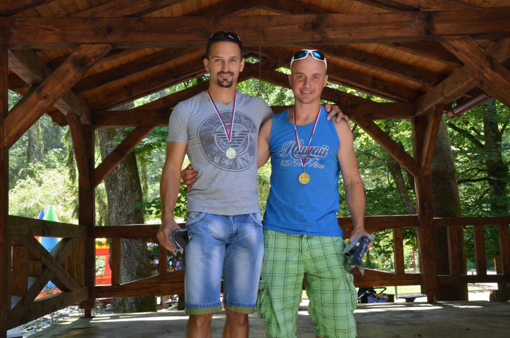 ????????????????????????????????????