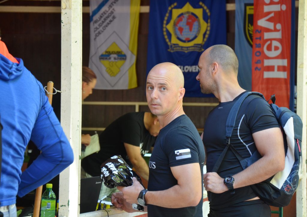 ????????????????????????????????????