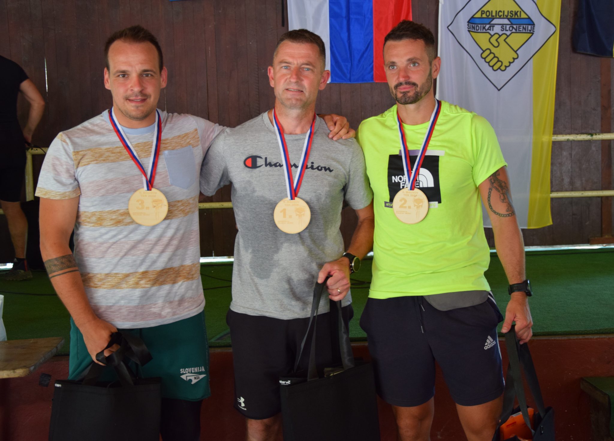 ????????????????????????????????????